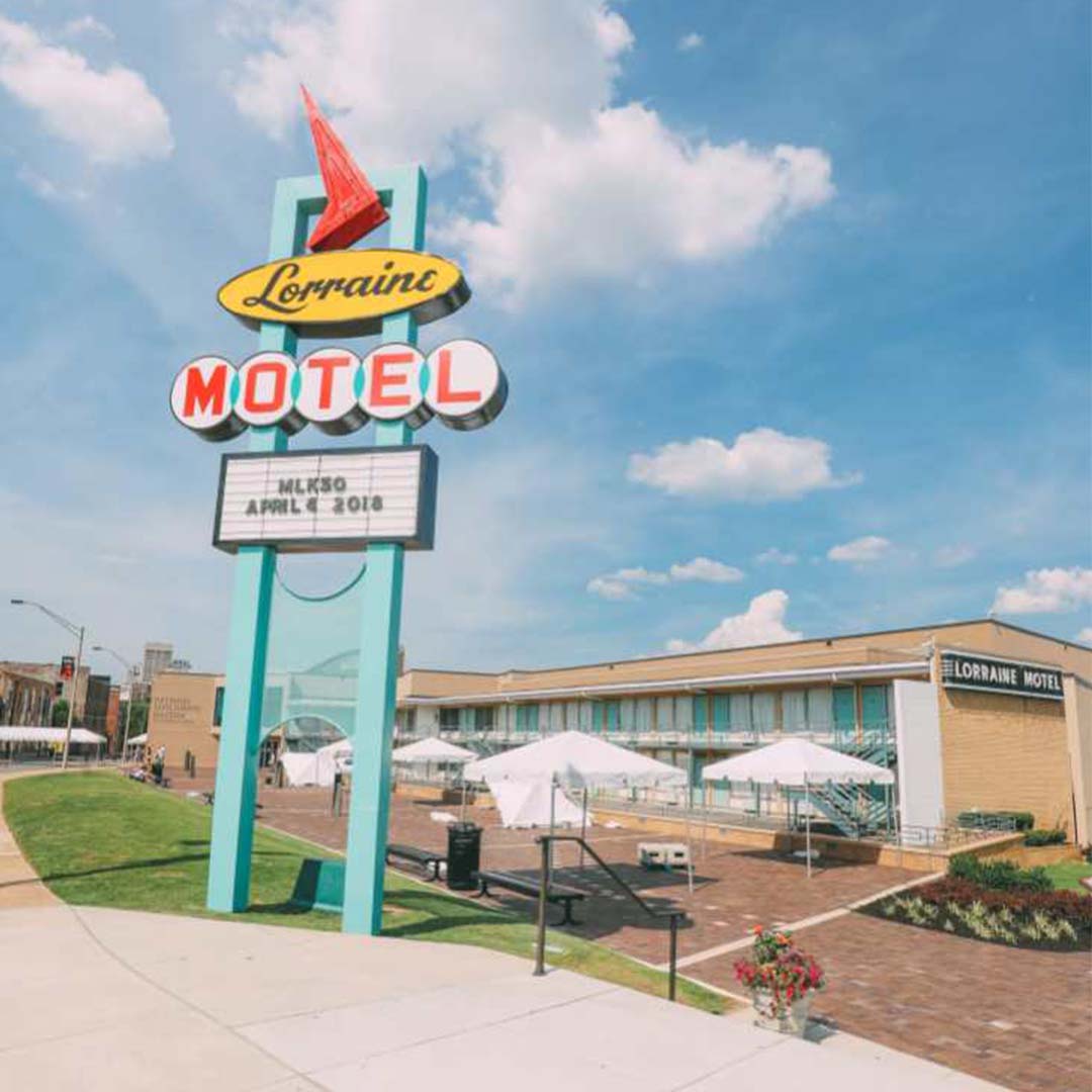 Sign of Lorraine Motel located in Memphis, Tennessee.