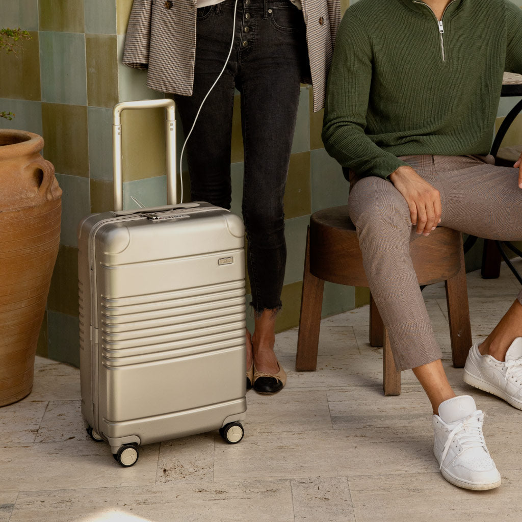 champagne zipper carry-on max
