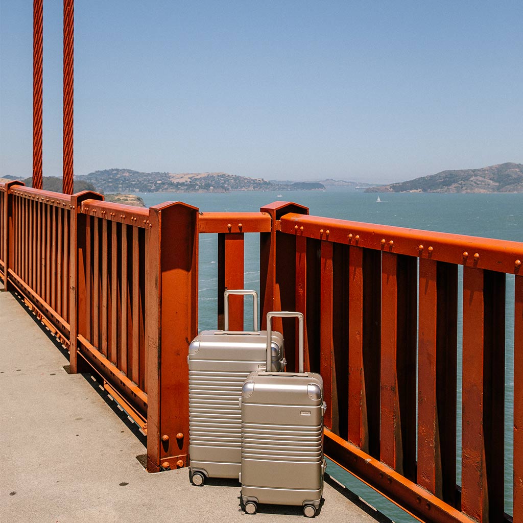 Set of frame champagne cases at the Golden Gate Bridge