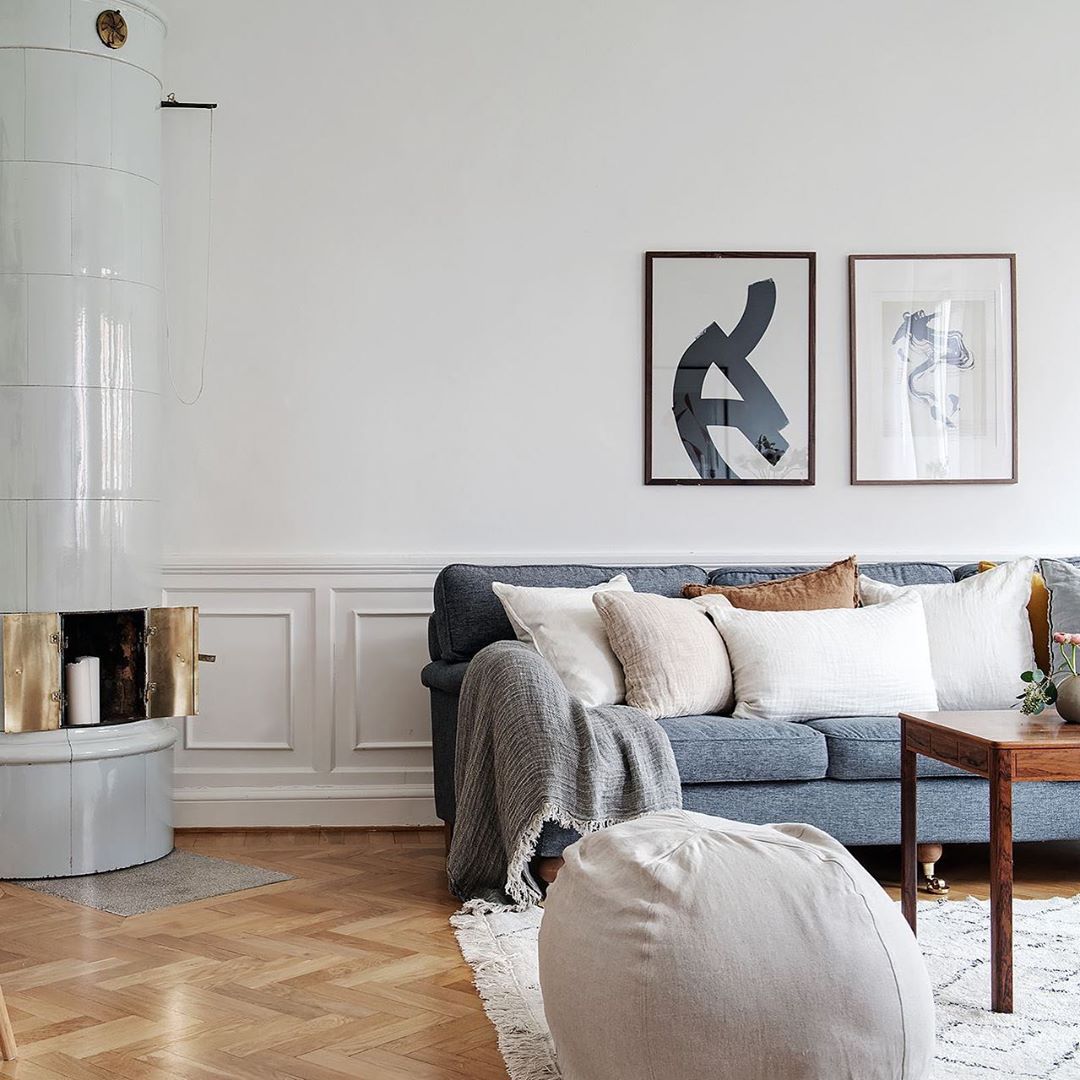 A living room with a fireplace.