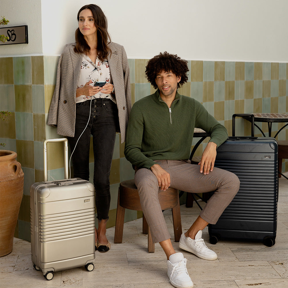 Arlo Skye Zipper Carry-On Max