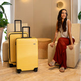 Lemon expandable check-in medium, lifestyle shot