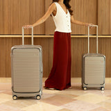 Champagne top-load expandable trunk large, lifestyle shot