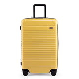 Front view of the zipper check-in in yellow 