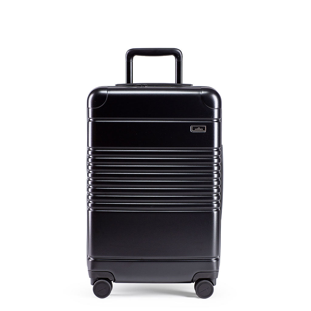 Front view of the zipper carry-on max  in black