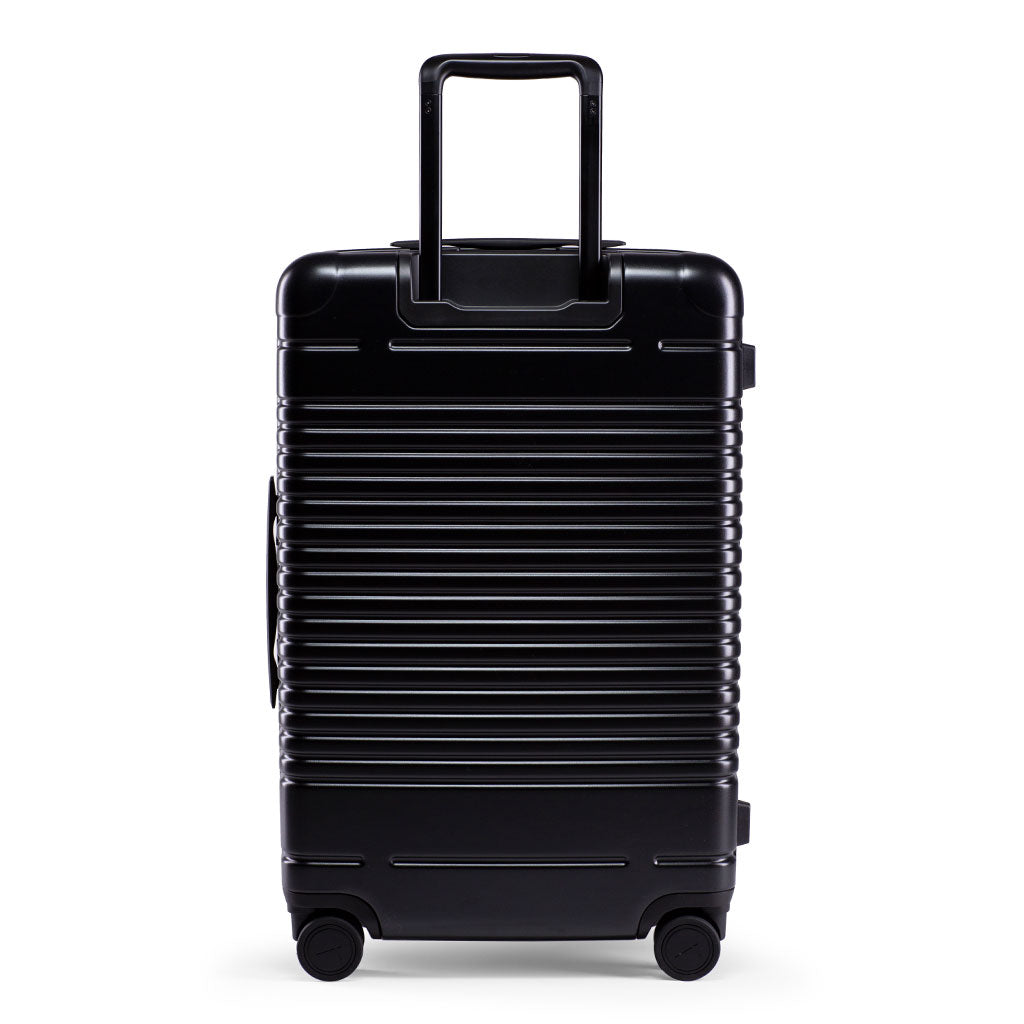 Black view of the Zipper check-in in black 