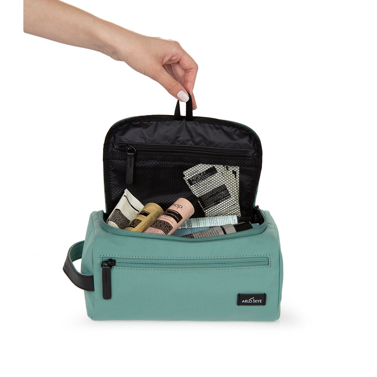 Arlo Skye Dopp Kit